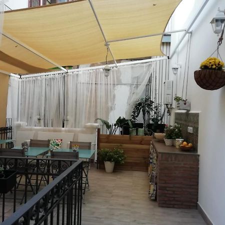 B&B Casa Carola คาตาเนีย ภายนอก รูปภาพ