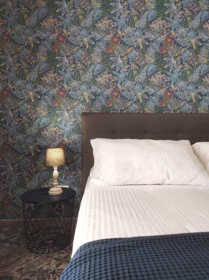 B&B Casa Carola คาตาเนีย ภายนอก รูปภาพ