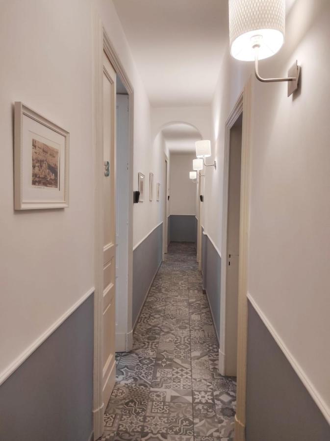 B&B Casa Carola คาตาเนีย ภายนอก รูปภาพ